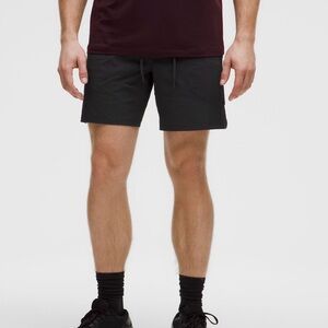 Lululemon License to Train Linerless 7”| Black